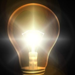Glühbirne als Symbol für elektronische Vorgangsbearbeitung