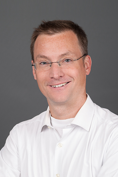 Dr. Michael Schmitt ist einer der Ärzte, die am Impfspot auf dem d.velop campus aktiv sind.