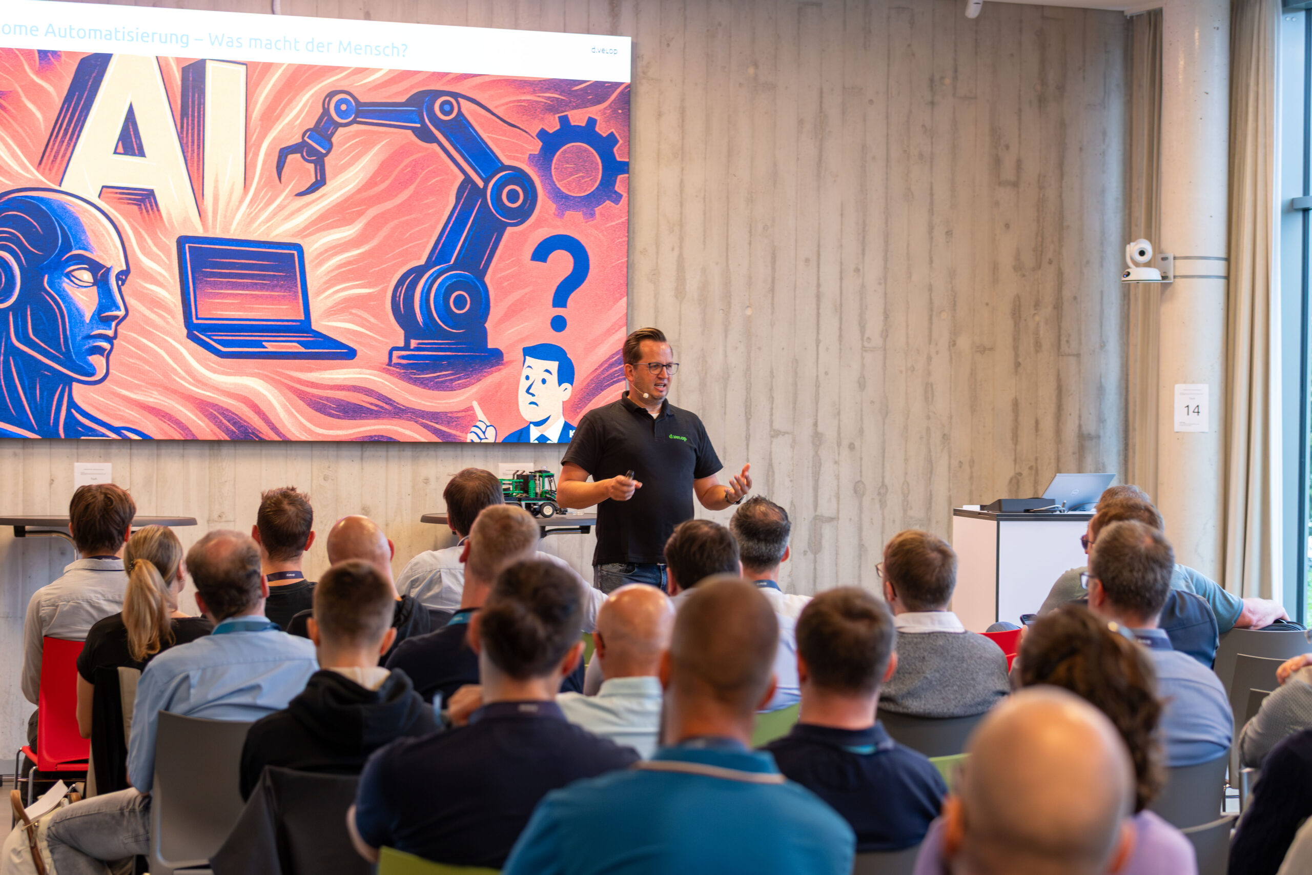 Impression vom Vortrag von Nico Bäumer beim Community Tag 2025