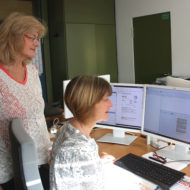 Mitarbeitende Landratsamt Ansbach arbeiten mit DMS-System am PC