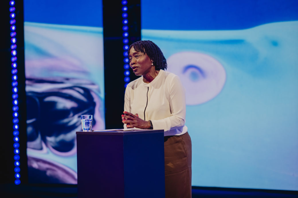 Dr. Auma Obama begeisterte beim d.velop forum 2022 mit einer sehr emotionalen Keynote