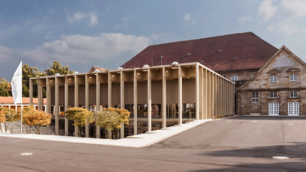 Kolonnadenflügel und Kolonnadensaal Kongress Palais Kassel