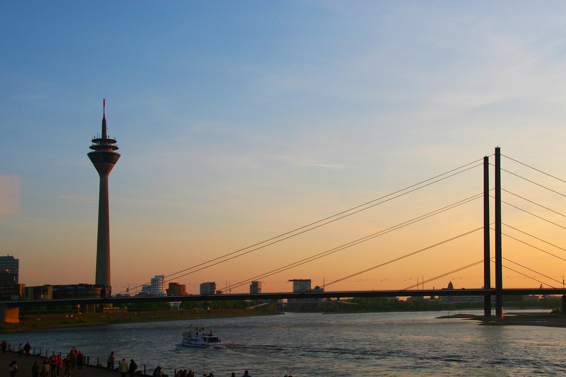Bild von Düsseldorf als Teaser für den Stopp der d.velop Disovery Tour