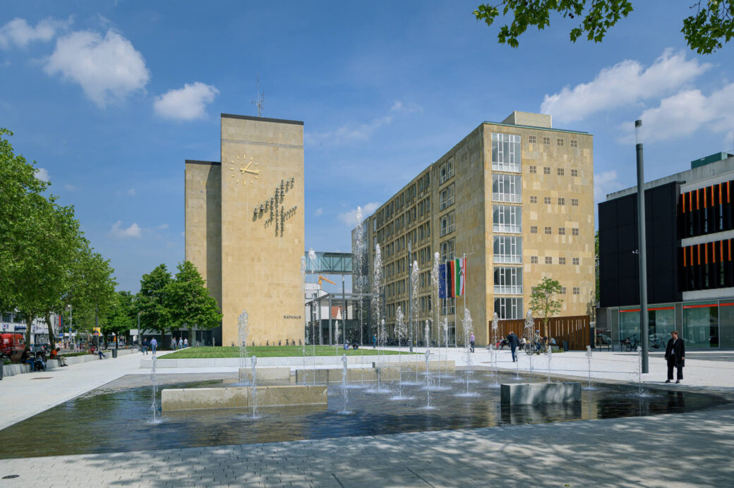 Foto der Stadtverwaltung Güterslohn vom Konrad Adenauerplatz